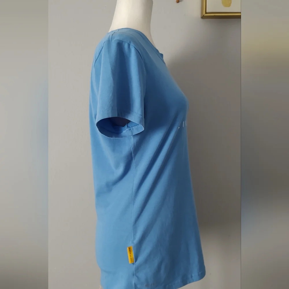 Nike Shirt atletic  large color Blue Cotton And Spandex  Excellent Condition